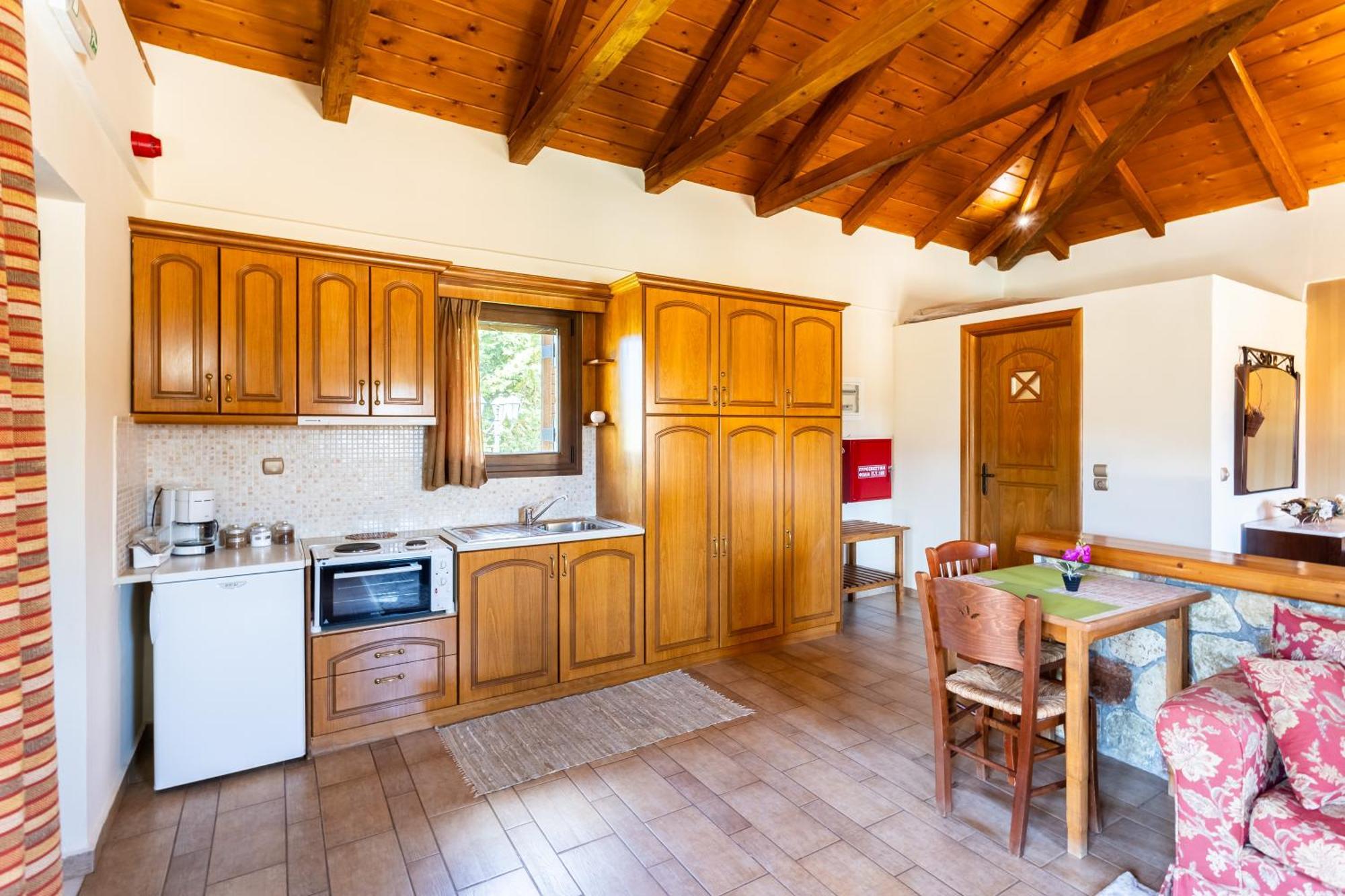 Pleiades Studios All Season Gems - Korinthos Stone Retreats Kalianoi Bagian luar foto