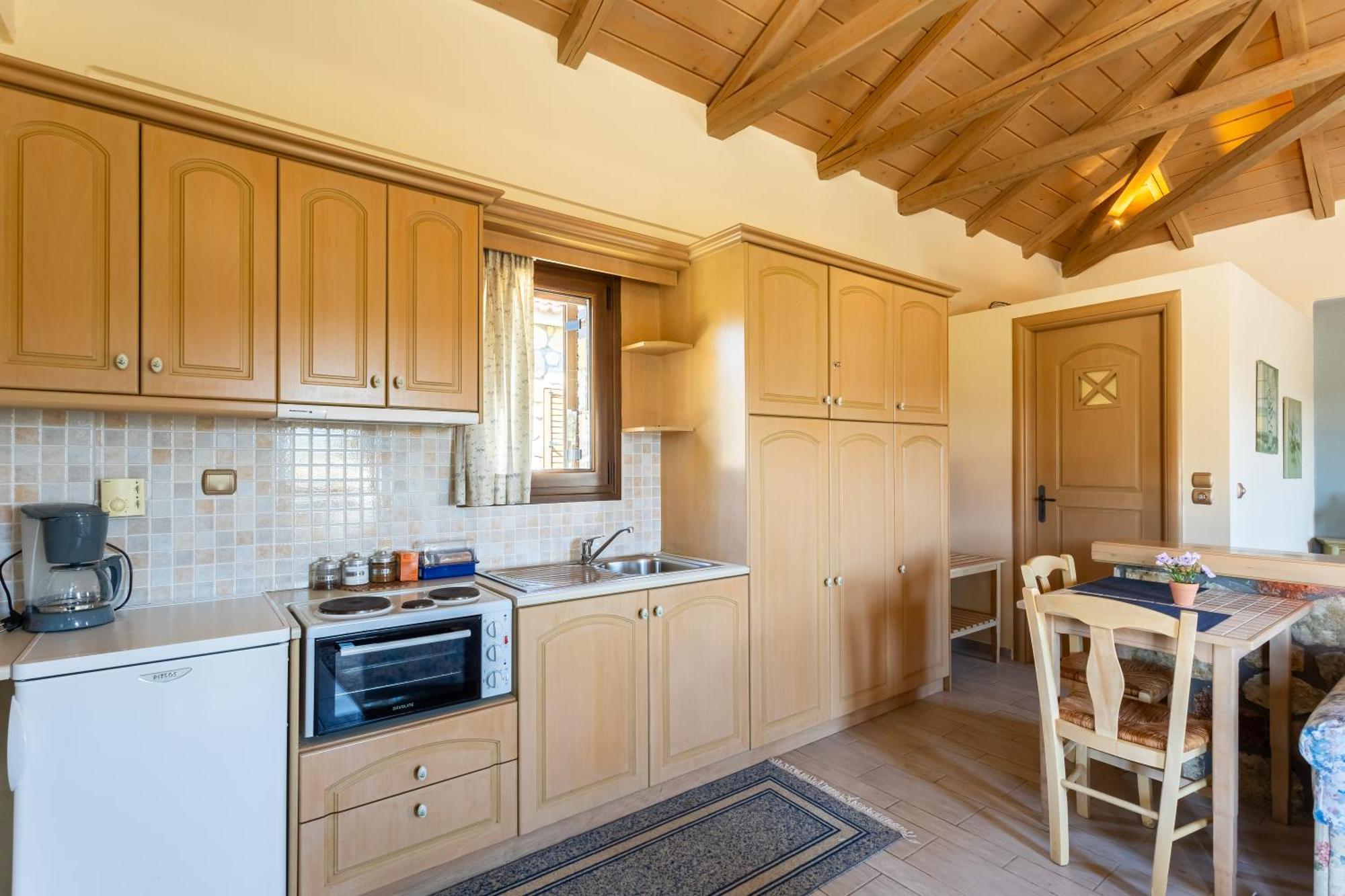 Pleiades Studios All Season Gems - Korinthos Stone Retreats Kalianoi Bagian luar foto